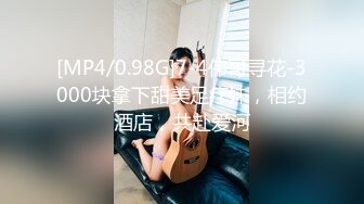 姐姐妹妹都漂亮【零4年樱粉妹】有点小重口，正好在生理期，粉丝们要看看留着血的逼，还有姨妈巾 (3)