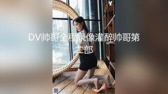 ：颜值很高的良家御姐人妻诱惑跟大哥在家激情啪啪直播，全程露脸深喉大鸡巴各种体位无套抽插，内射中出看逼逼